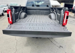 Ford Super Duty F-250 SRW LARIAT 4WD Crew Cab 6.75' Box 2026