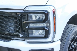 Ford Super Duty F-250 SRW LARIAT 4WD Crew Cab 6.75' Box 2026