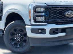 Ford Super Duty F-250 SRW XLT 4WD Crew Cab 6.75' Box 2026