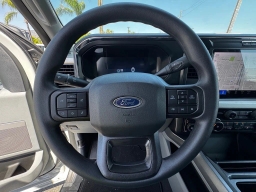 Ford Super Duty F-250 SRW XLT 4WD Crew Cab 6.75' Box 2026