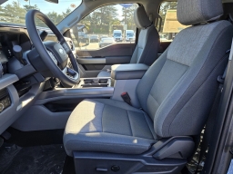 Ford Super Duty F-250 SRW XLT 4WD Crew Cab 6.75' Box 2026