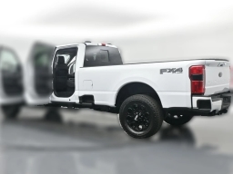 Ford Super Duty F-250 SRW LARIAT 4WD Crew Cab 6.75' Box 2026