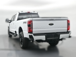 Ford Super Duty F-250 SRW LARIAT 4WD Crew Cab 6.75' Box 2026