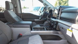 Ford Super Duty F-250 SRW XLT 4WD Crew Cab 6.75' Box 2026