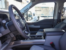 Ford Super Duty F-250 SRW XLT 4WD Crew Cab 6.75' Box 2026