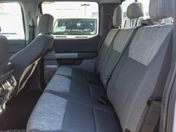 Ford Super Duty F-250 SRW XLT 4WD Crew Cab 6.75' Box 2026