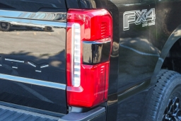 Ford Super Duty F-250 SRW LARIAT 4WD Crew Cab 6.75' Box 2026