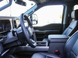 Ford Super Duty F-250 SRW LARIAT 4WD Crew Cab 6.75' Box 2026