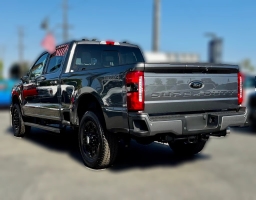 Ford Super Duty F-250 SRW XLT 4WD Crew Cab 6.75' Box 2026