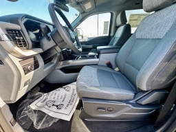 Ford Super Duty F-250 SRW XLT 4WD Crew Cab 6.75' Box 2026