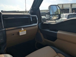 Ford Super Duty F-250 SRW LARIAT 4WD Crew Cab 6.75' Box 2026