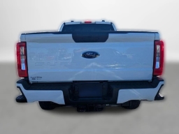 Ford Super Duty F-250 SRW XL 4WD Crew Cab 6.75' Box 2026