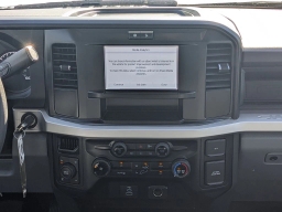Ford Super Duty F-250 SRW XL 4WD Crew Cab 6.75' Box 2026