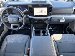 Ford Super Duty F-250 SRW XLT 4WD Crew Cab 6.75' Box 2026
