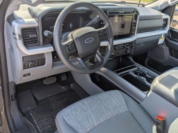 Ford Super Duty F-250 SRW XLT 4WD Crew Cab 6.75' Box 2026