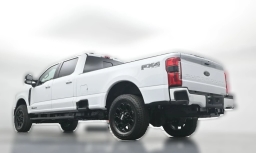 Ford Super Duty F-250 SRW LARIAT 4WD Crew Cab 8' Box 2026