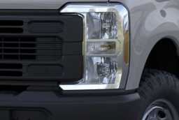 Ford Super Duty F-250 SRW XL 4WD Crew Cab 6.75' Box 2026