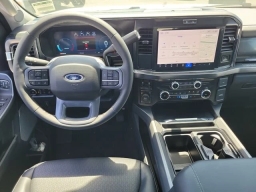 Ford Super Duty F-250 SRW LARIAT 4WD Crew Cab 6.75' Box 2026