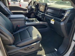 Ford Super Duty F-250 SRW LARIAT 4WD Crew Cab 6.75' Box 2026