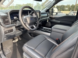 Ford Super Duty F-250 SRW LARIAT 4WD Crew Cab 6.75' Box 2025