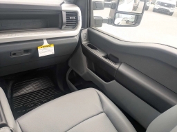Ford Super Duty F-250 SRW XL 4WD Crew Cab 6.75' Box 2026