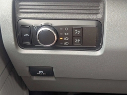 Ford Super Duty F-250 SRW XL 4WD Crew Cab 6.75' Box 2026