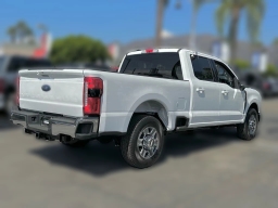 Ford Super Duty F-350 SRW LARIAT 2WD Crew Cab 6.75' Box 2026