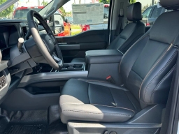 Ford Super Duty F-350 SRW LARIAT 2WD Crew Cab 6.75' Box 2026