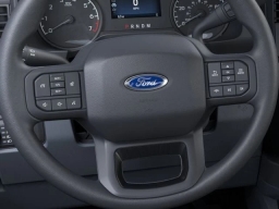 Ford Super Duty F-350 SRW XLT 4WD Crew Cab 6.75' Box 2026