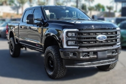 Ford Super Duty F-350 SRW King Ranch 4WD Crew Cab 6.75' Box 2025