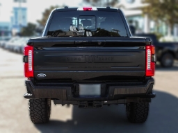 Ford Super Duty F-350 SRW King Ranch 4WD Crew Cab 6.75' Box 2025