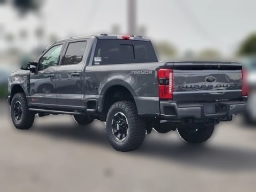 Ford Super Duty F-350 SRW XLT 4WD Crew Cab 6.75' Box 2026