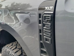 Ford Super Duty F-350 SRW XLT 4WD Crew Cab 6.75' Box 2026
