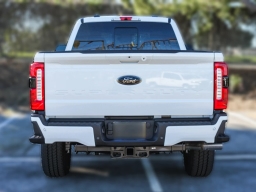 Ford Super Duty F-350 SRW LARIAT 4WD Crew Cab 8' Box 2026