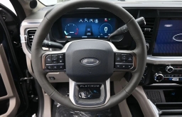 Ford Super Duty F-350 SRW Platinum 4WD Crew Cab 8' Box 2026