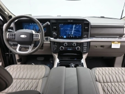 Ford Super Duty F-350 SRW Platinum 4WD Crew Cab 8' Box 2026