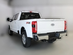 Ford Super Duty F-350 SRW LARIAT 4WD Crew Cab 6.75' Box 2026