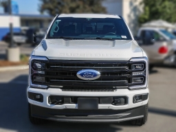 Ford Super Duty F-350 SRW Platinum 4WD Crew Cab 6.75' Box 2026