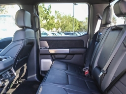 Ford Super Duty F-350 SRW Platinum 4WD Crew Cab 6.75' Box 2026