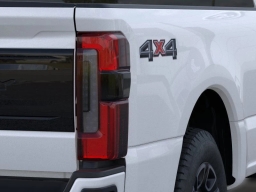 Ford Super Duty F-350 SRW Platinum 4WD Crew Cab 8' Box 2026