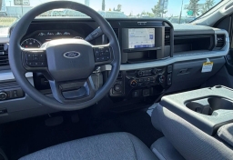 Ford Super Duty F-350 SRW XL 4WD Crew Cab 6.75' Box 2026