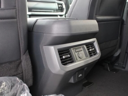 Ford Super Duty F-350 SRW LARIAT 4WD Crew Cab 6.75' Box 2026
