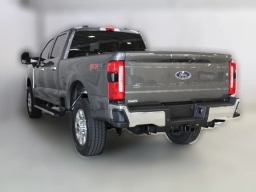 Ford Super Duty F-350 SRW LARIAT 4WD Crew Cab 6.75' Box 2026