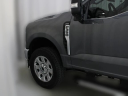 Ford Super Duty F-350 SRW LARIAT 4WD Crew Cab 6.75' Box 2026