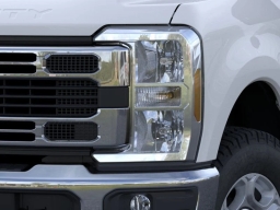 Ford Super Duty F-350 SRW XLT 4WD Crew Cab 6.75' Box 2026
