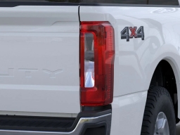 Ford Super Duty F-350 SRW XLT 4WD Crew Cab 6.75' Box 2026
