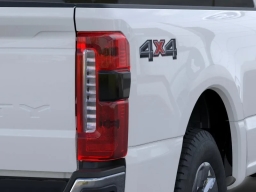 Ford Super Duty F-350 SRW LARIAT 4WD Crew Cab 8' Box 2026