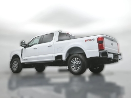 Ford Super Duty F-350 SRW LARIAT 4WD Crew Cab 6.75' Box 2026