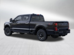 Ford Super Duty F-350 SRW Platinum 4WD Crew Cab 6.75' Box 2026
