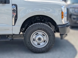 Ford Super Duty F-350 SRW XL 4WD Crew Cab 6.75' Box 2026
